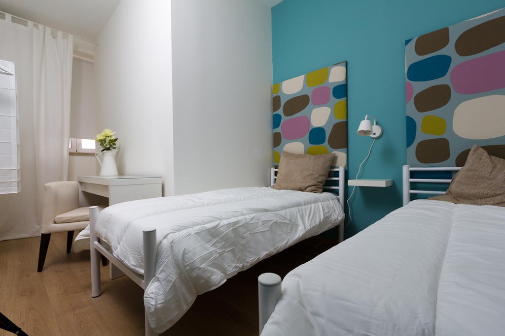 Hotel Turismo do Seculo Estoril Habitación foto A bedroom at the hotel
