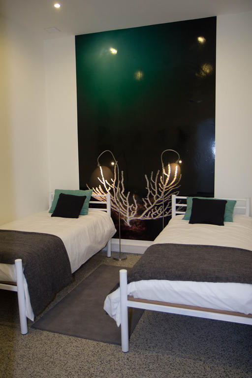 Hotel Turismo do Seculo Estoril Habitación foto A bedroom at the hotel