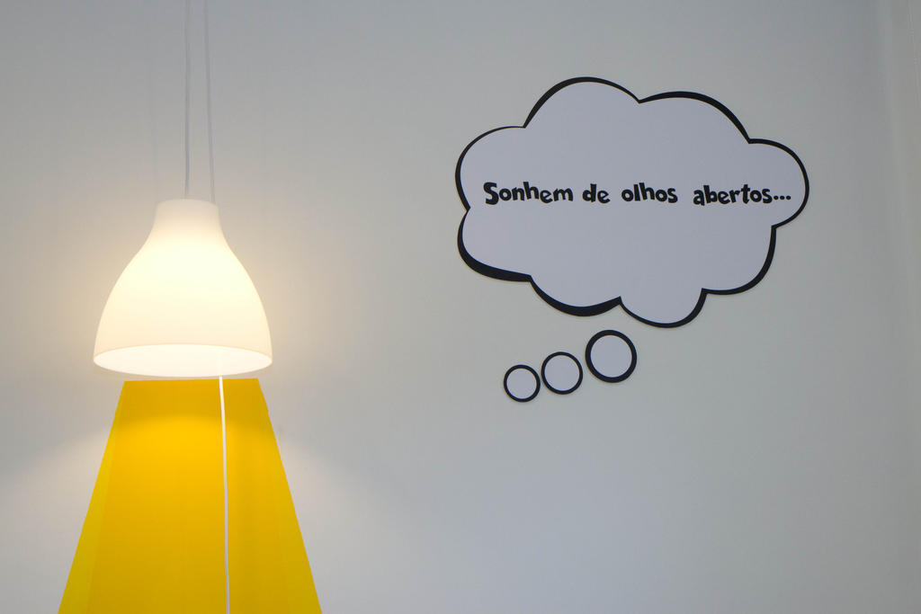 Hotel Turismo do Seculo Estoril Habitación foto A wall sticker